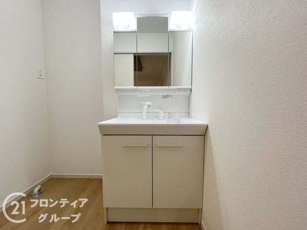 尼崎市塚口町６丁目　新築一戸建て　１期　２号棟