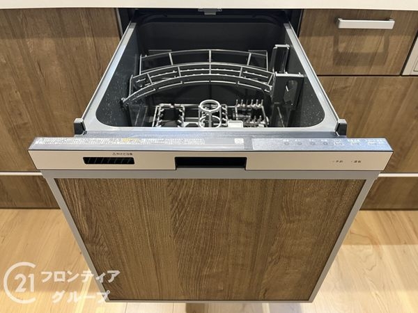 尼崎市塚口町６丁目　新築一戸建て　１期　２号棟