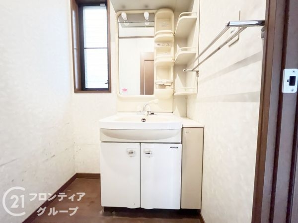 西宮市荒木町の中古一戸建て