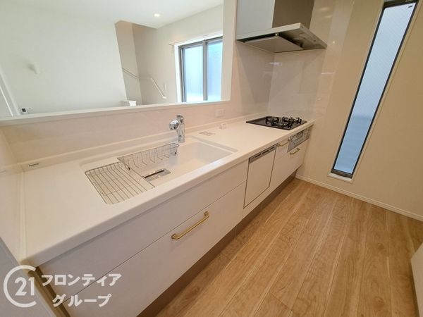 尼崎市大庄北３丁目　中古一戸建て