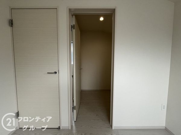 伊丹市鈴原町９丁目　新築一戸建て　１期　３号棟