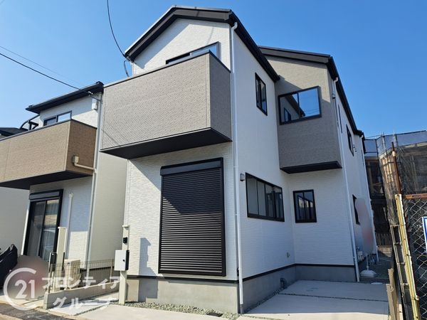 伊丹市鈴原町９丁目　新築一戸建て　１期　３号棟