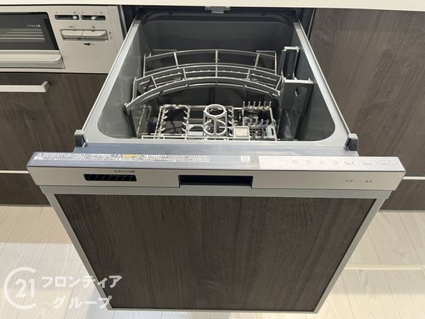伊丹市鈴原町９丁目　新築一戸建て　１期　３号棟