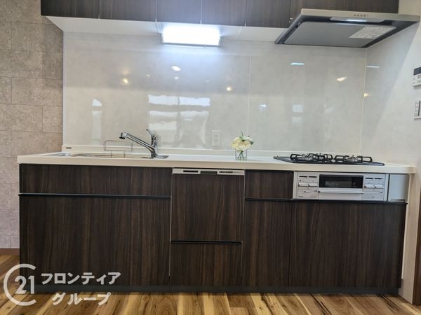 西宮市美作町　中古一戸建て