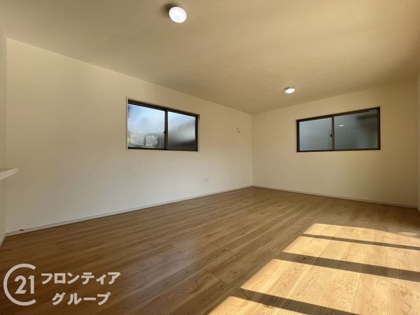 尼崎市久々知１丁目　新築一戸建て　１期　全１区画