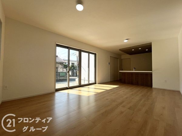 尼崎市久々知１丁目　新築一戸建て　１期　全１区画
