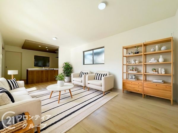 尼崎市久々知１丁目　新築一戸建て　１期　全１区画