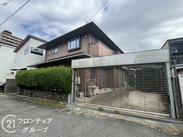 西宮市小松南町１丁目の中古一戸建て