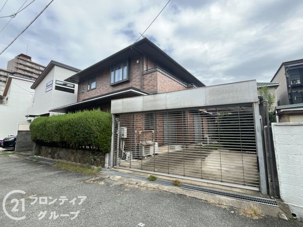 西宮市小松南町１丁目の中古一戸建て