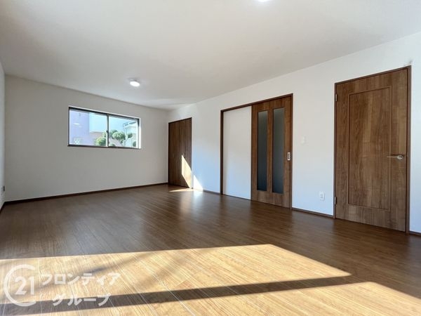 伊丹市千僧２丁目　新築一戸建て　全１区画