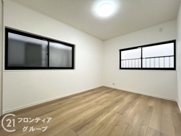 西宮市弓場町の中古一戸建て