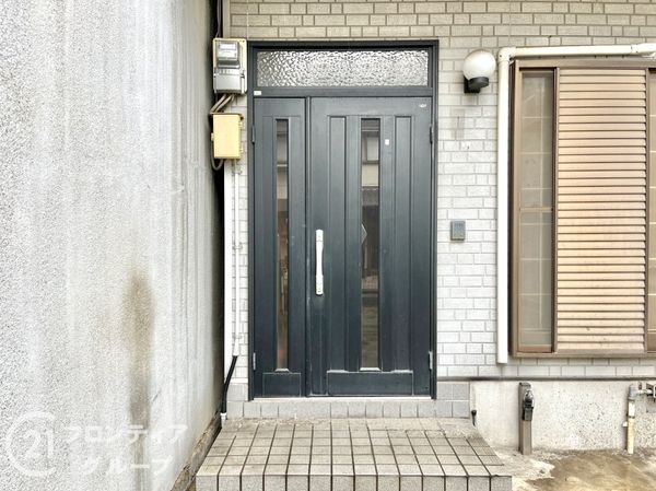 尼崎市西向島町　中古一戸建て