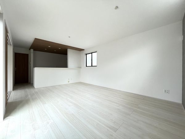 伊丹市野間６丁目　新築一戸建て　４号棟