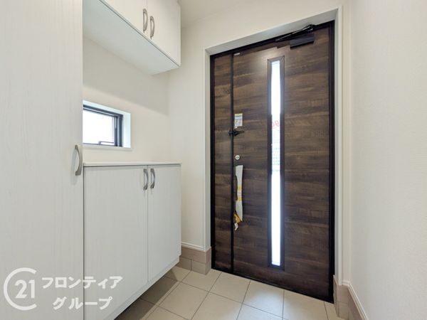 伊丹市荒牧１丁目　新築一戸建て　２号棟
