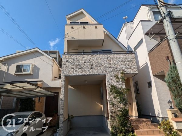 西宮市段上町４丁目の中古一戸建て
