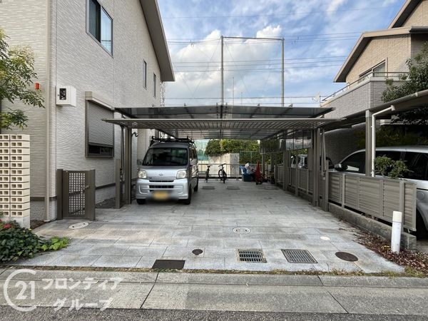 西宮市浜甲子園４丁目の中古一戸建て