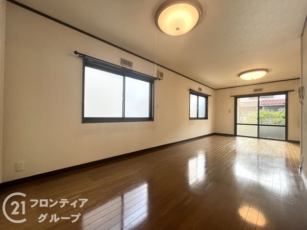 尼崎市常松１丁目の中古一戸建て