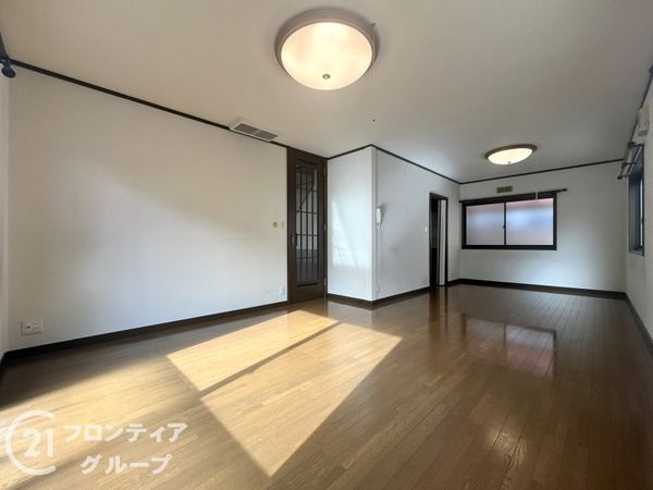 尼崎市常松１丁目の中古一戸建て