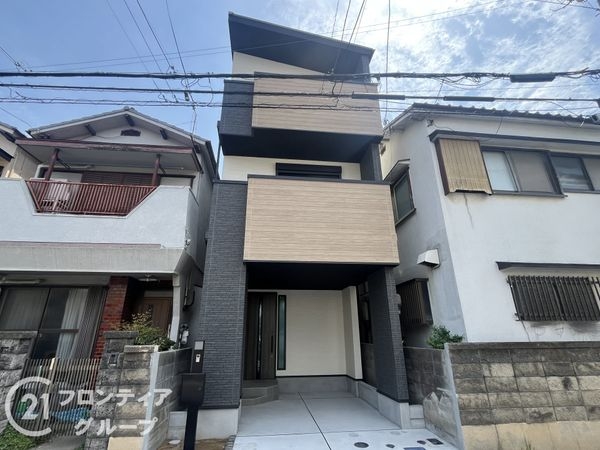 尼崎市神田中通７丁目　新築一戸建て