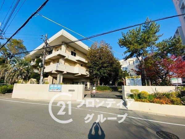 伊丹市東有岡3丁目 新築一戸建て 1期 1号棟(伊丹市立南中学校)