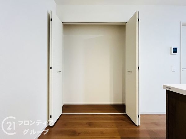 伊丹市東有岡３丁目　新築一戸建て　１期　１号棟