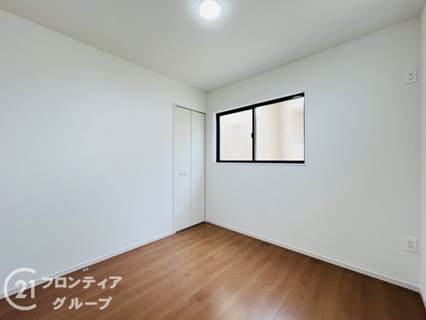 伊丹市東有岡３丁目　新築一戸建て　１期　１号棟