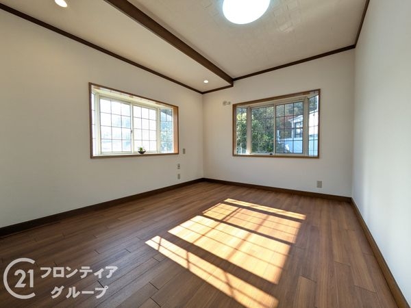 西宮市苦楽園二番町の中古一戸建て