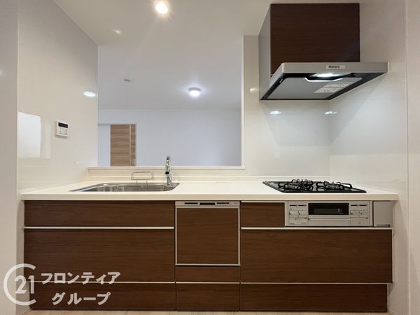 尼崎市南清水　新築一戸建て　２２－１期　２号棟