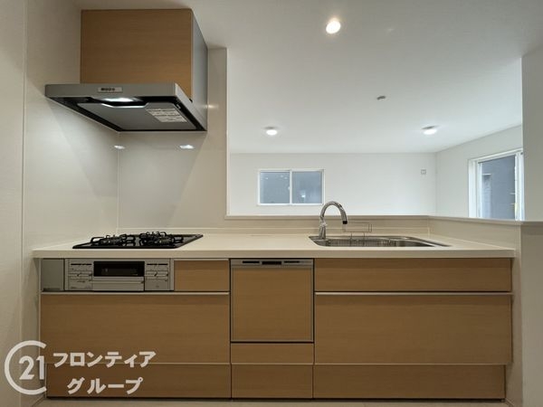尼崎市南清水　新築一戸建て　２２－１期　１号棟