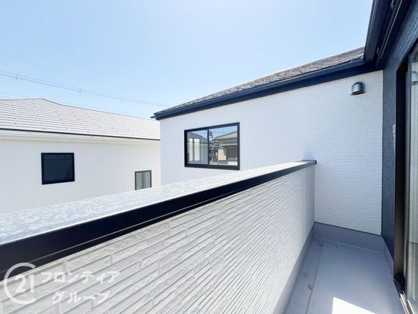 伊丹市大鹿3丁目　新築一戸建て