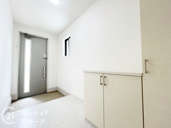 伊丹市大鹿3丁目　新築一戸建て