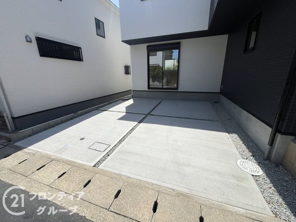 伊丹市大鹿3丁目　新築一戸建て
