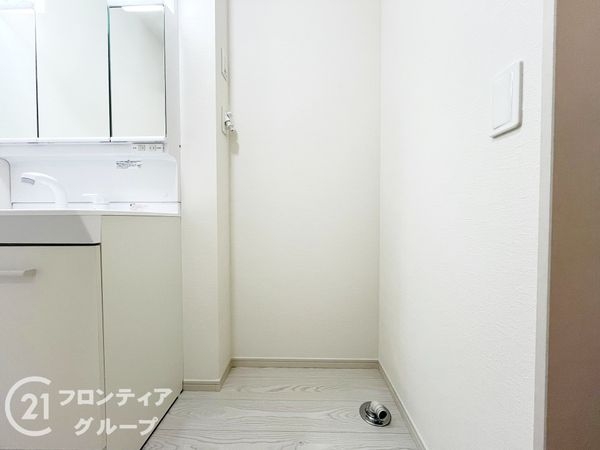 伊丹市大鹿3丁目　新築一戸建て