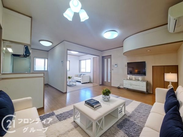 尼崎市次屋２丁目　中古一戸建て