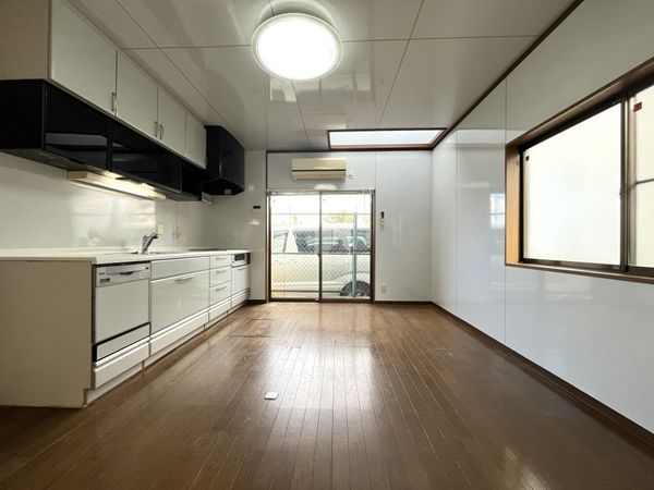 西宮市津門呉羽町の中古一戸建て