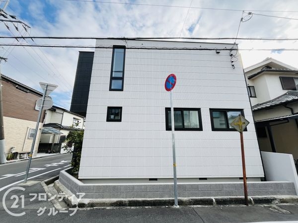伊丹市昆陽泉町３丁目の中古一戸建て