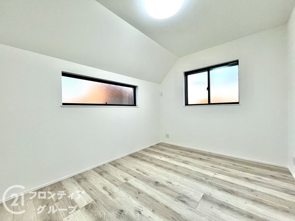 尼崎市西昆陽１丁目　新築一戸建て　全１区画