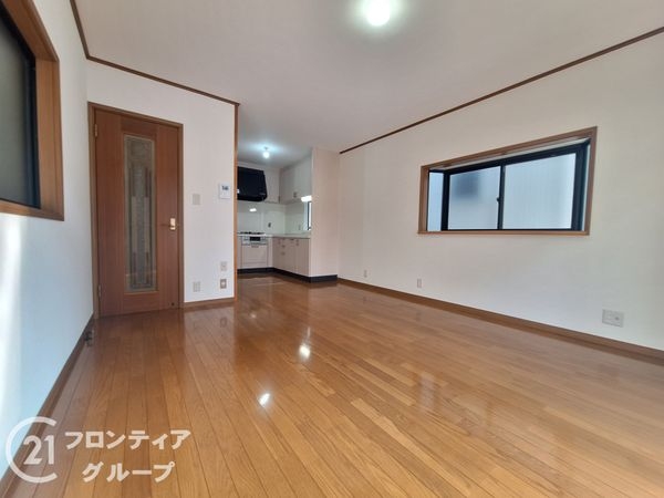 西宮市上甲東園５丁目の中古一戸建て