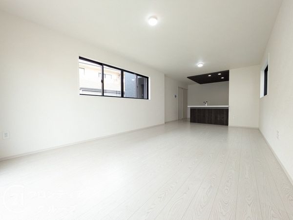 西宮市上大市５丁目　新築一戸建て　２期　全１区画