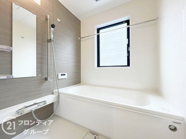 尼崎市稲葉荘４丁目　中古一戸建て