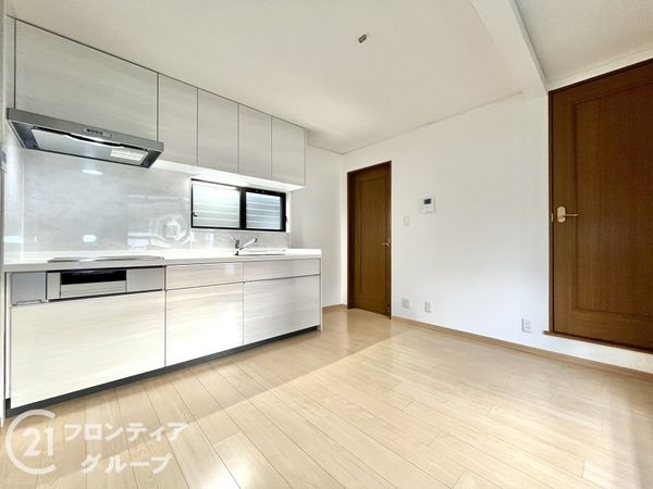 尼崎市名神町３丁目の中古一戸建て