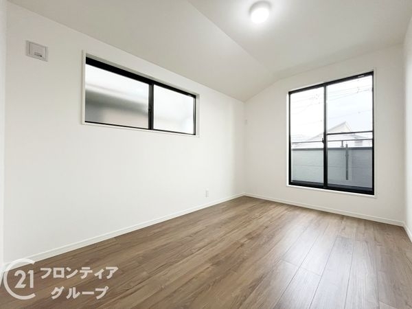伊丹市池尻５丁目　新築一戸建て