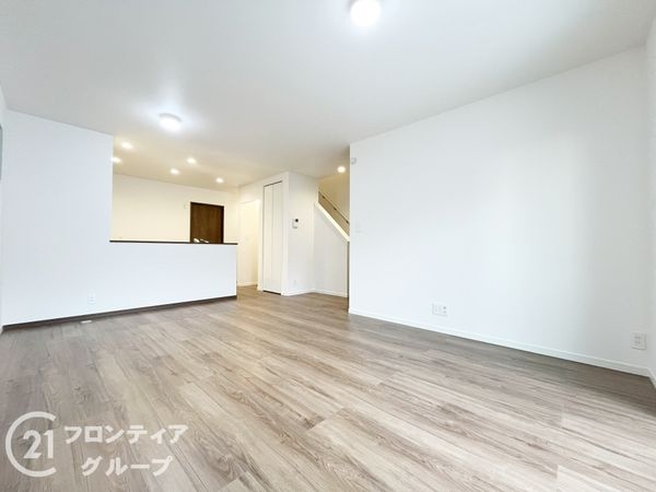 伊丹市池尻５丁目　新築一戸建て