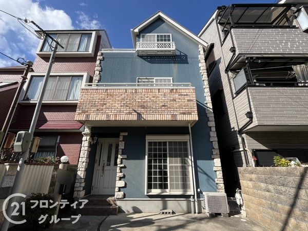 尼崎市西難波町３丁目中古一戸建て
