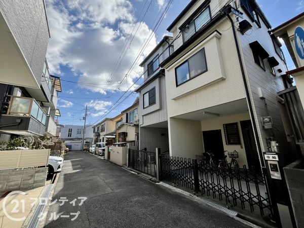伊丹市寺本５丁目の中古一戸建て