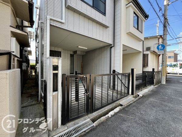 伊丹市寺本５丁目の中古一戸建て