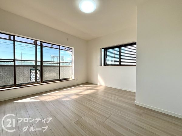 尼崎市金楽寺町２丁目の中古一戸建て