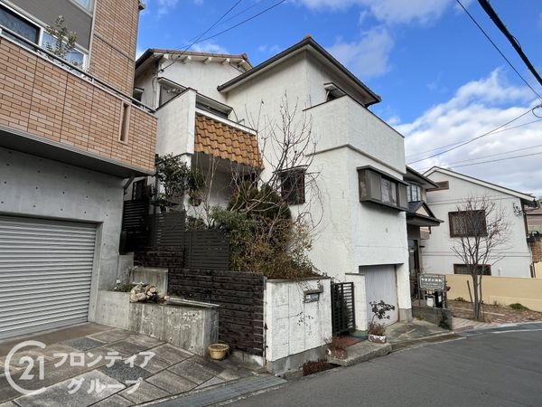 西宮市甲陽園本庄町の中古一戸建て