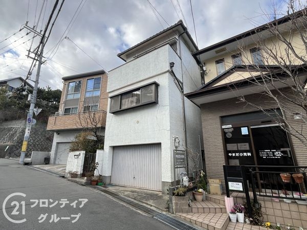 西宮市甲陽園本庄町の中古一戸建て
