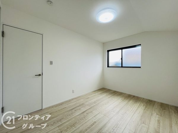 伊丹市美鈴町３丁目　新築一戸建て
